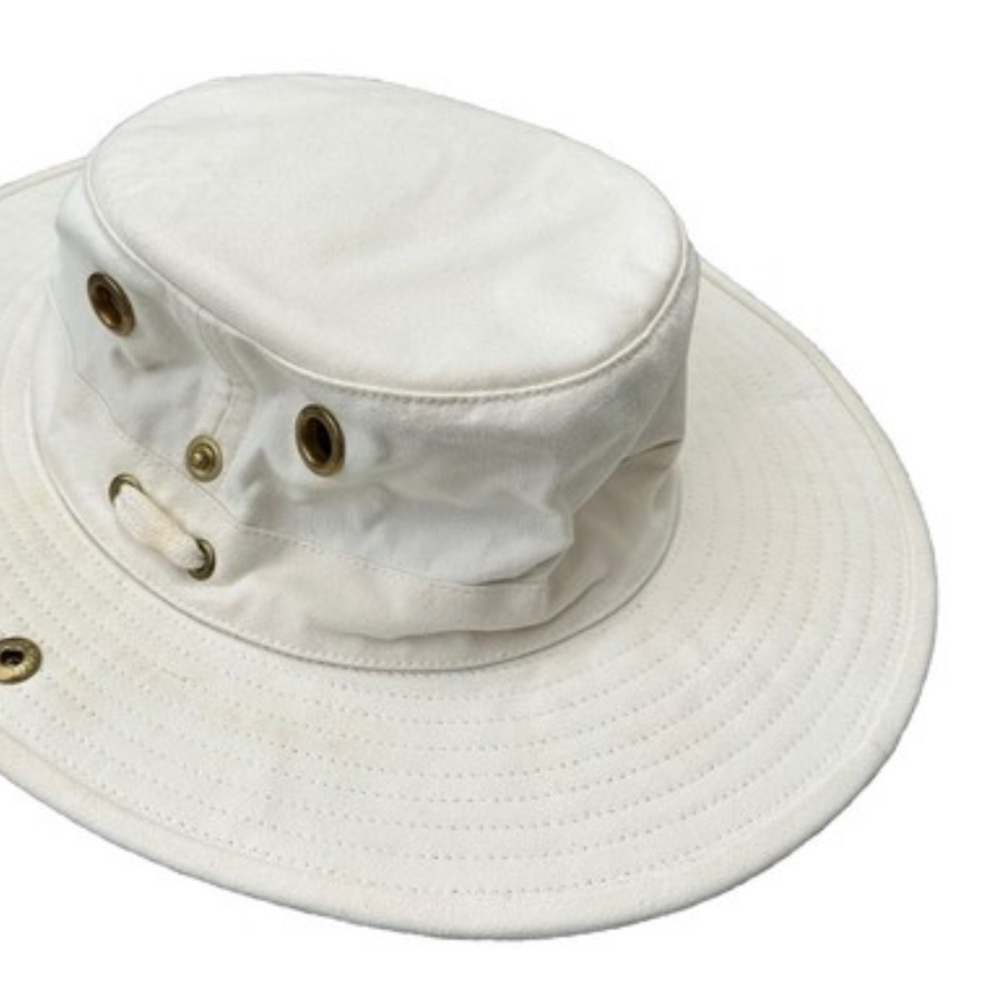 Excellent Condition Men's Tilley’s T3 Duck Hat.